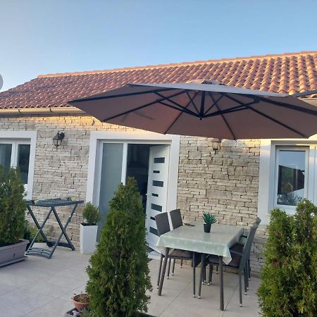 Apartman Mandi Bibinje Εξωτερικό φωτογραφία